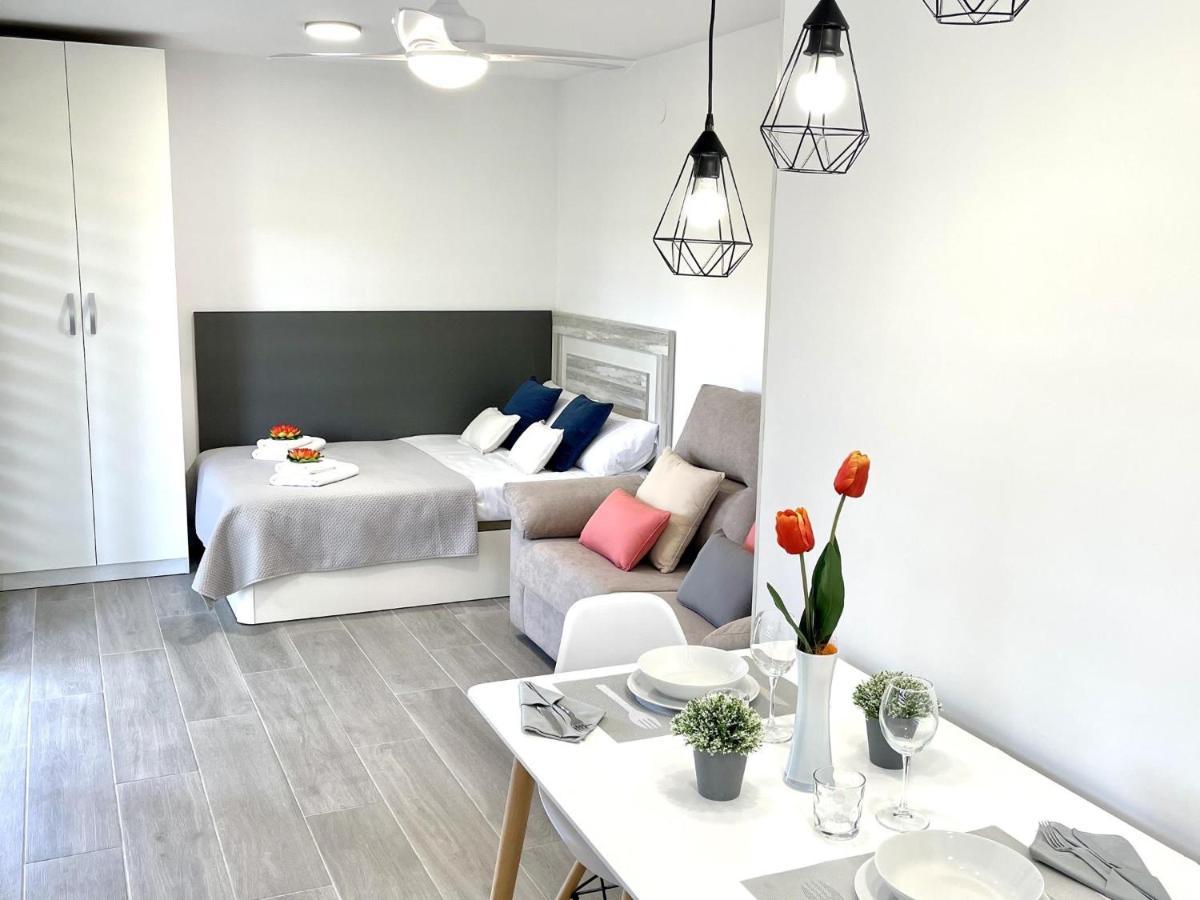 Apartbeach Novelty 3º Frente Playa Y Gran Terraza ซาลอว์ ภายนอก รูปภาพ